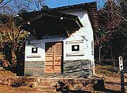 滝沢寺の巡り経蔵の画像