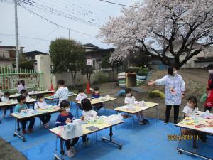 お花見給食2