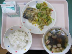 給食