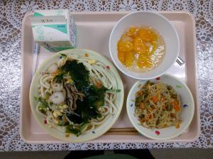 給食