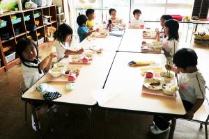 給食2