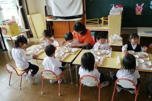 給食2