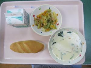 給食