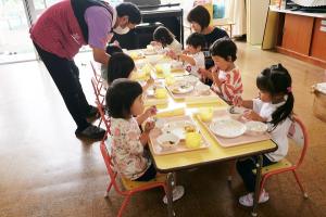 給食2