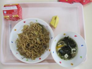 給食