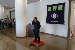 挨拶の様子