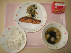 給食