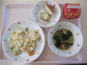 給食