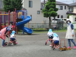 三輪車
