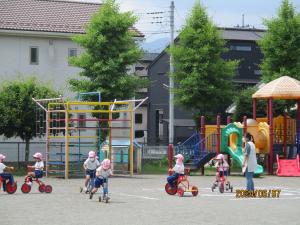 三輪車②
