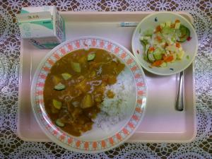 給食