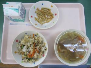 給食