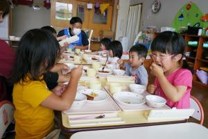給食2