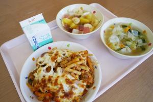 給食1