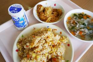 給食