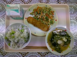 給食