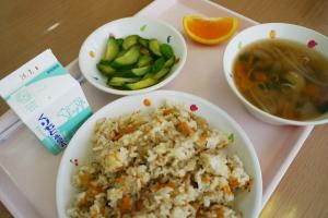 給食1