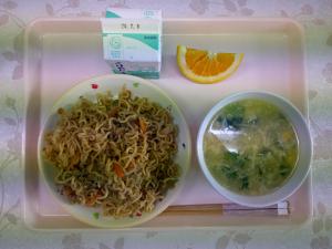 給食