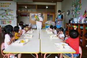 給食2