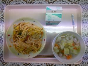 給食
