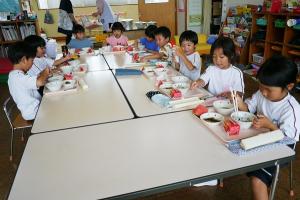 給食3