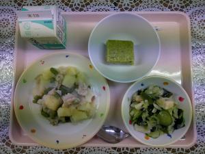 給食