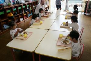 給食2