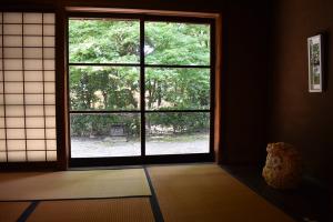 渡辺おさむ展会期中の和室
