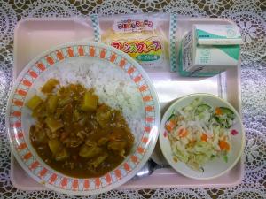 給食
