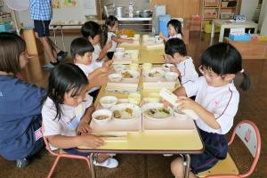 給食2
