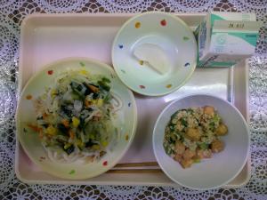給食