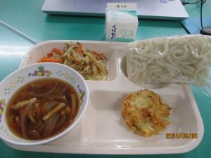 給食