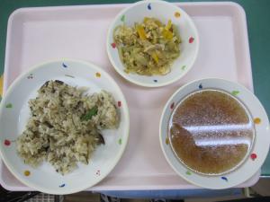 給食