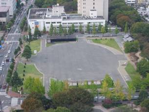 もてなし広場全景