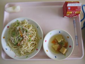 給食