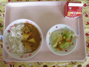 給食