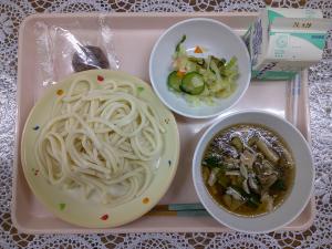 給食
