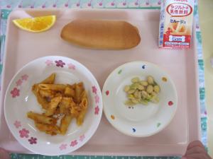 給食