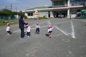 ち４