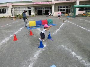 ち３