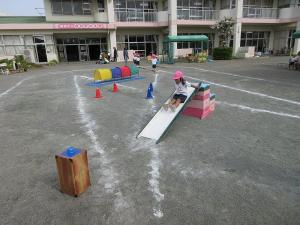 ち４