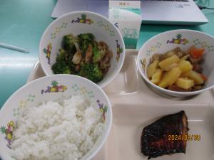 今日の給食