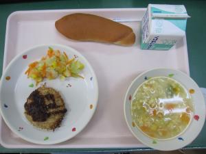 給食