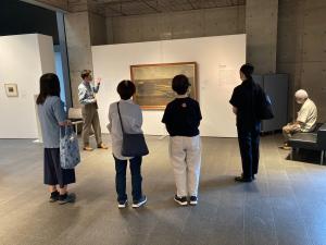 福井良之助展ギャラリートークの様子2