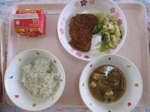 給食