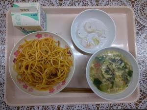 給食