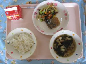 給食