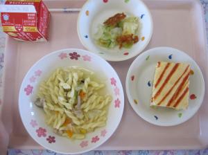 給食