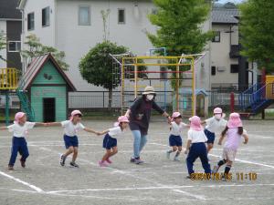 手つなぎ鬼②