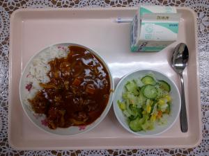 給食